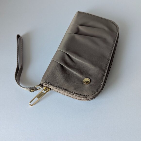 Pacsafe Citysafe CX RFID Security Wristlet Wallet - Tan - Picture 1 of 10
